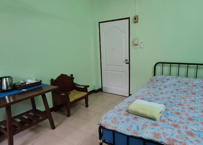 Roong-arun 3*
